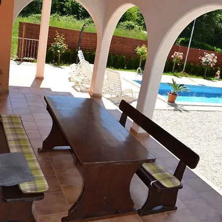 Zahtila Labin (Istria)