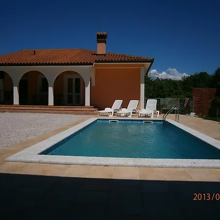 Apartment Zahtila Labin (Istria)