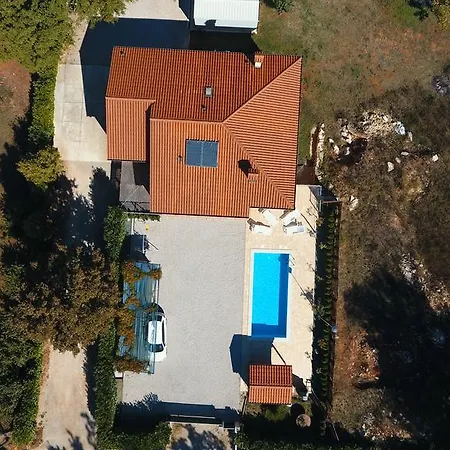 Zahtila Labin (Istria)