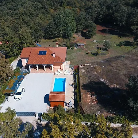Zahtila Labin (Istria)